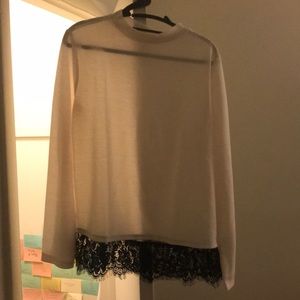 🎉5️⃣ for 2️⃣5️⃣ 🎉
Women’s long sleeve lightweight sweater